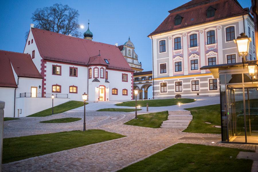 Hotel Schloss Leitheim ภายนอก รูปภาพ