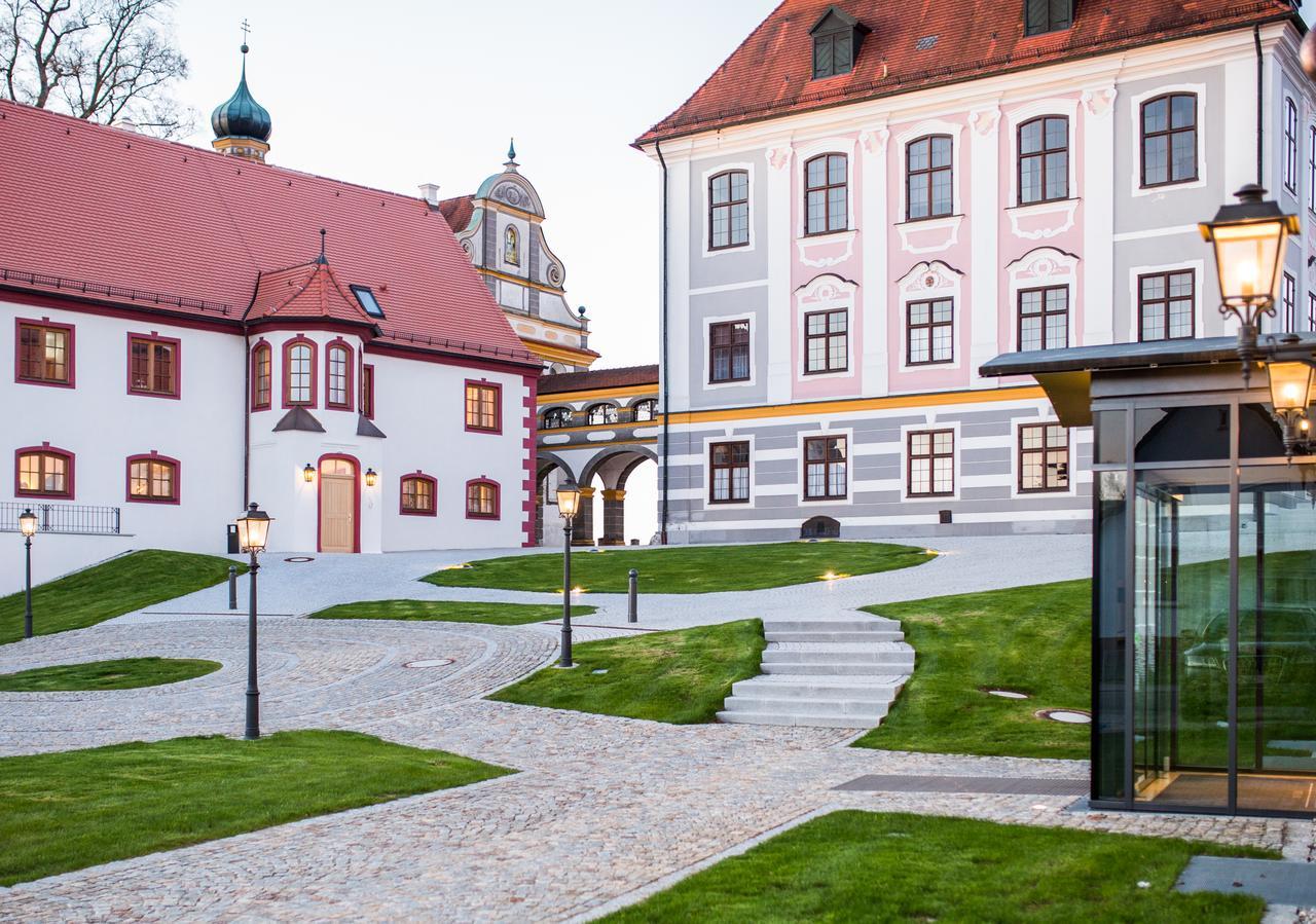 Hotel Schloss Leitheim ภายนอก รูปภาพ